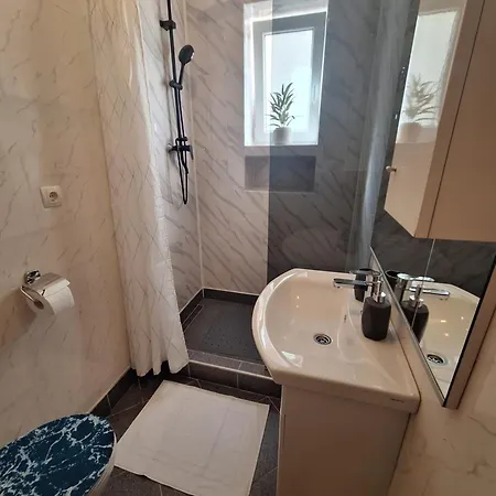 Lilium Apartment Knin
